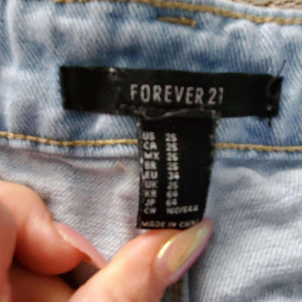 Jeans - Picture 4 of 4